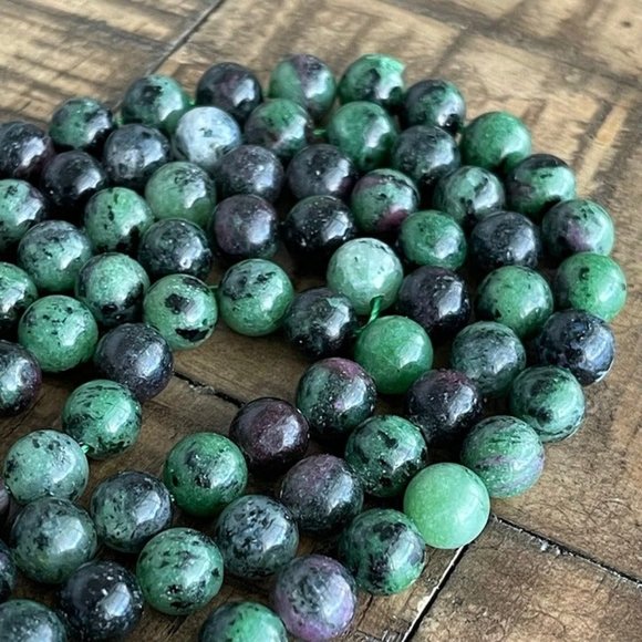 8mm Ruby in Zoisite Bead Strands - Green - Picture 2 of 4